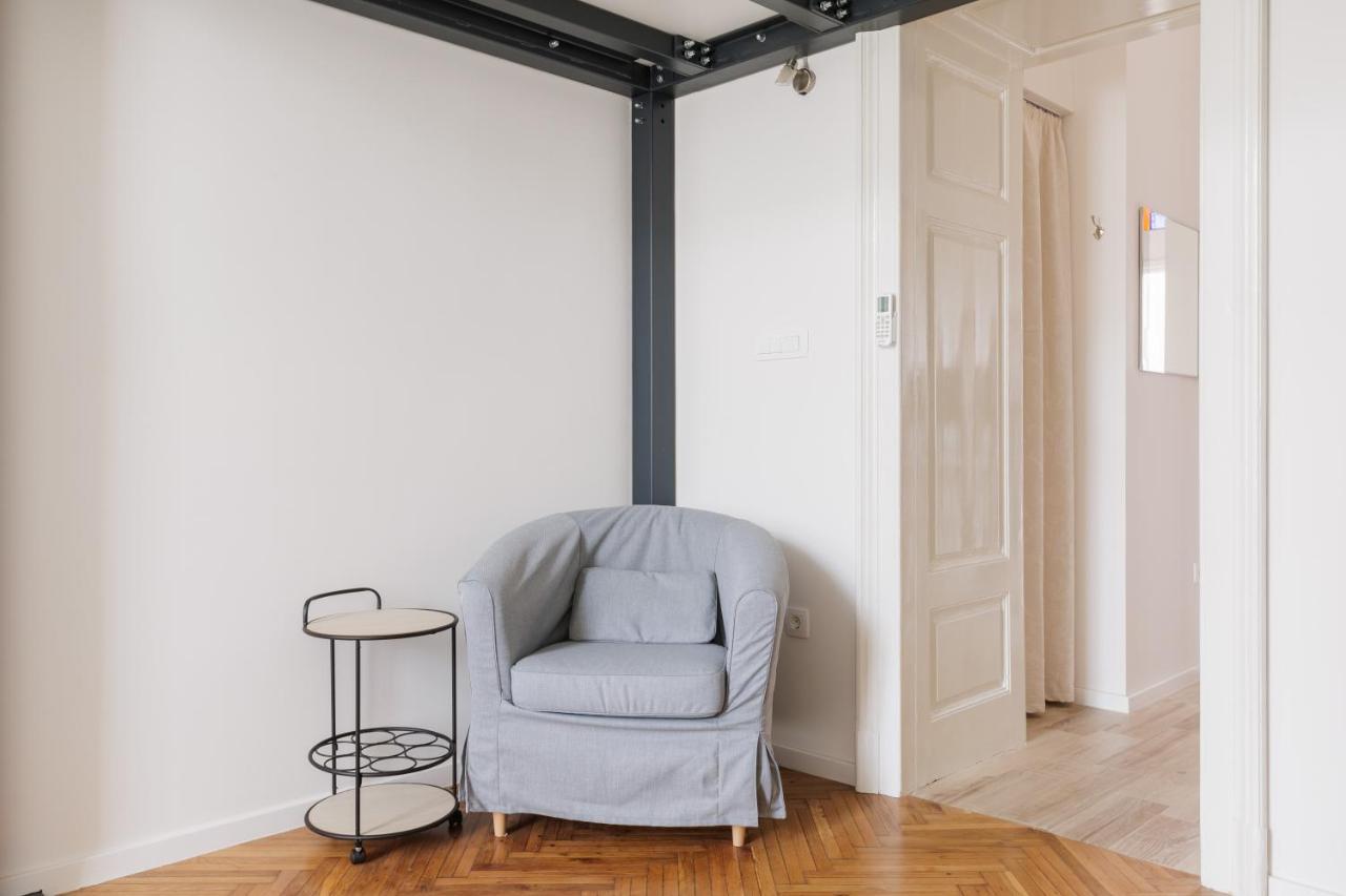 Cozy Getaway In Heart Of City - J Zagreb Exterior photo
